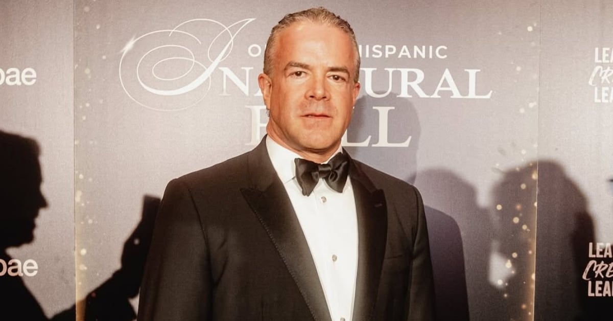 Raúl Rocha, copropietario de Miss Universo, enfrenta cuestionamientos tras la coronación de Fátima Bosch.