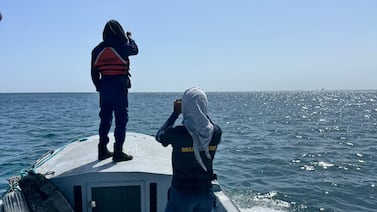 Cuatro pescadores desaparecen y las autoridades los buscan por aire y mar