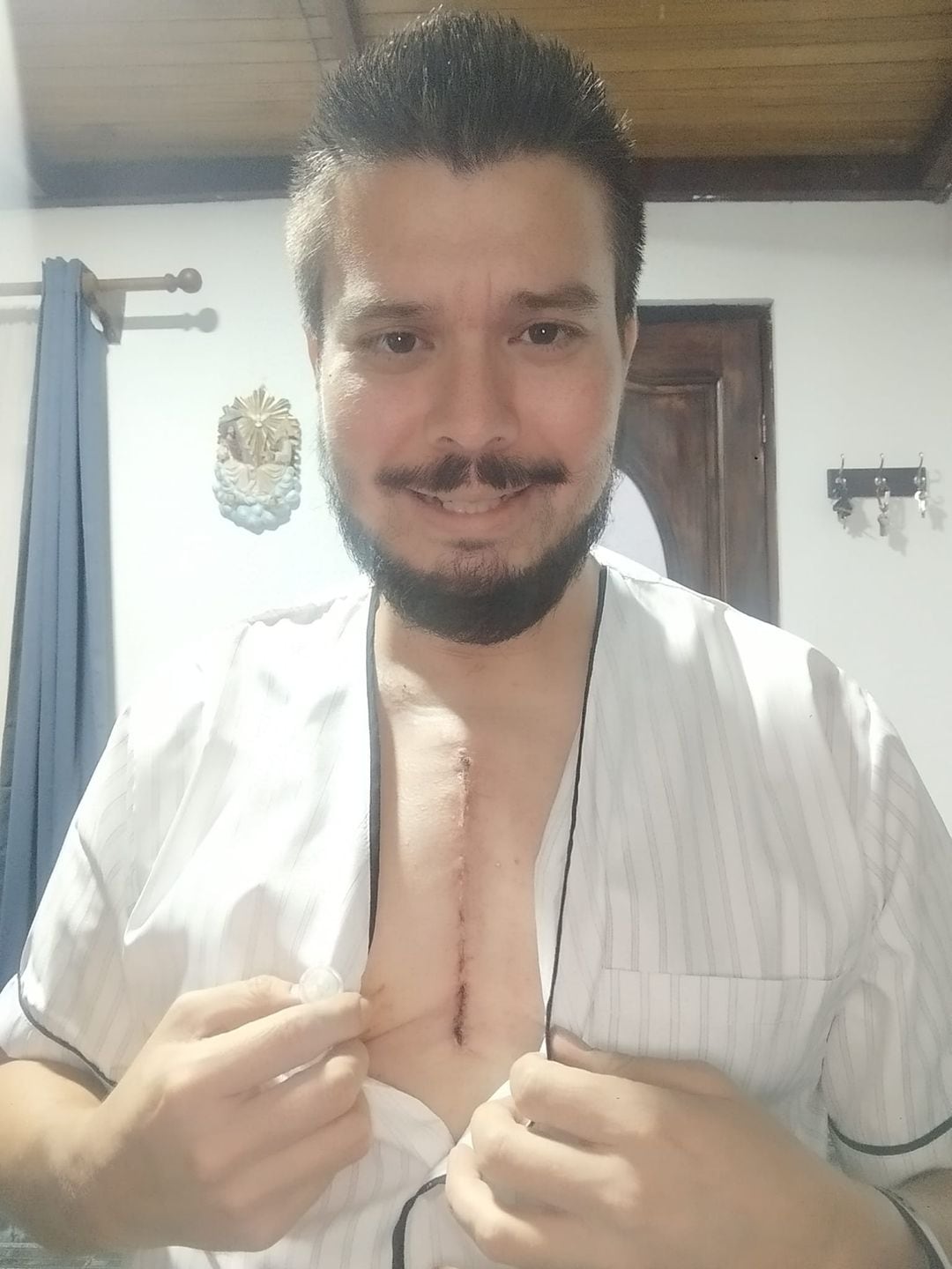 Bryan Chacón Steller, El Guapileño, locutor de La Caliente