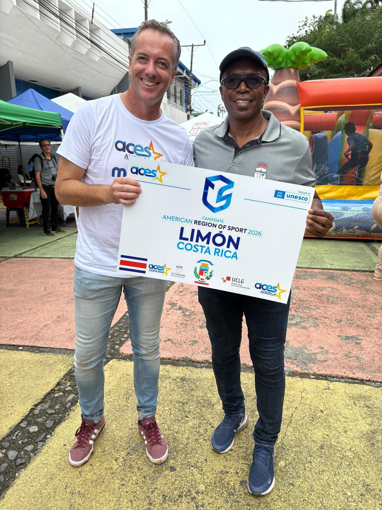 Reynaldo Parks, exjugador del Saprissa y de la Selección Nacional. Fotos tomadas de Facebook.