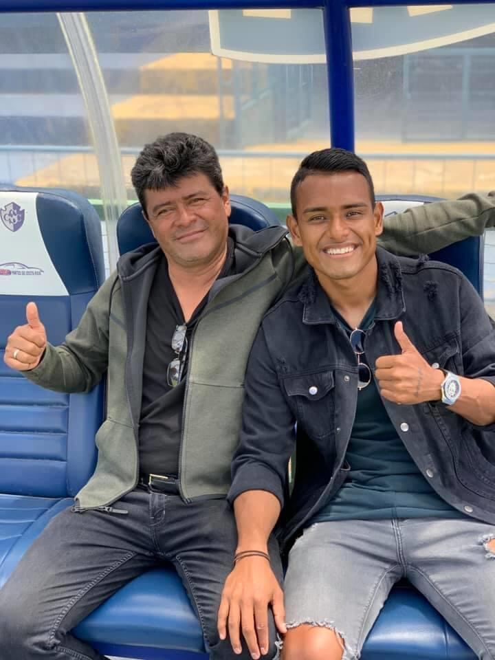 Julio Cruz tuvo covid y perdió a su papá por la misma enfermedad. Cortesía.