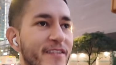 Latino muestra cómo ganar 25 dólares en solo 30 minutos de trabajo en Estados Unidos