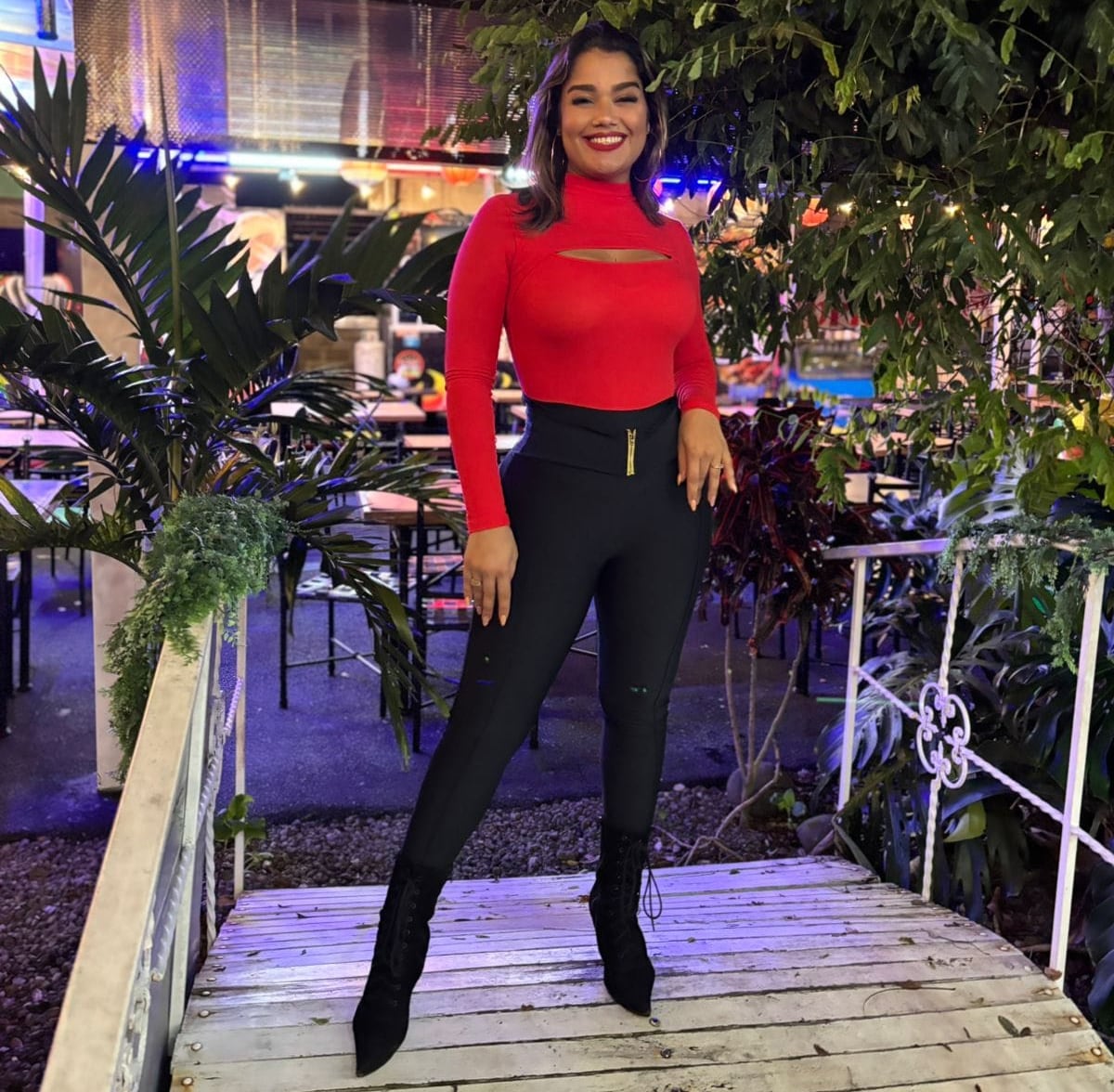 Cantante Karen Box –artísticamente conocida como Kailin Garibaldi