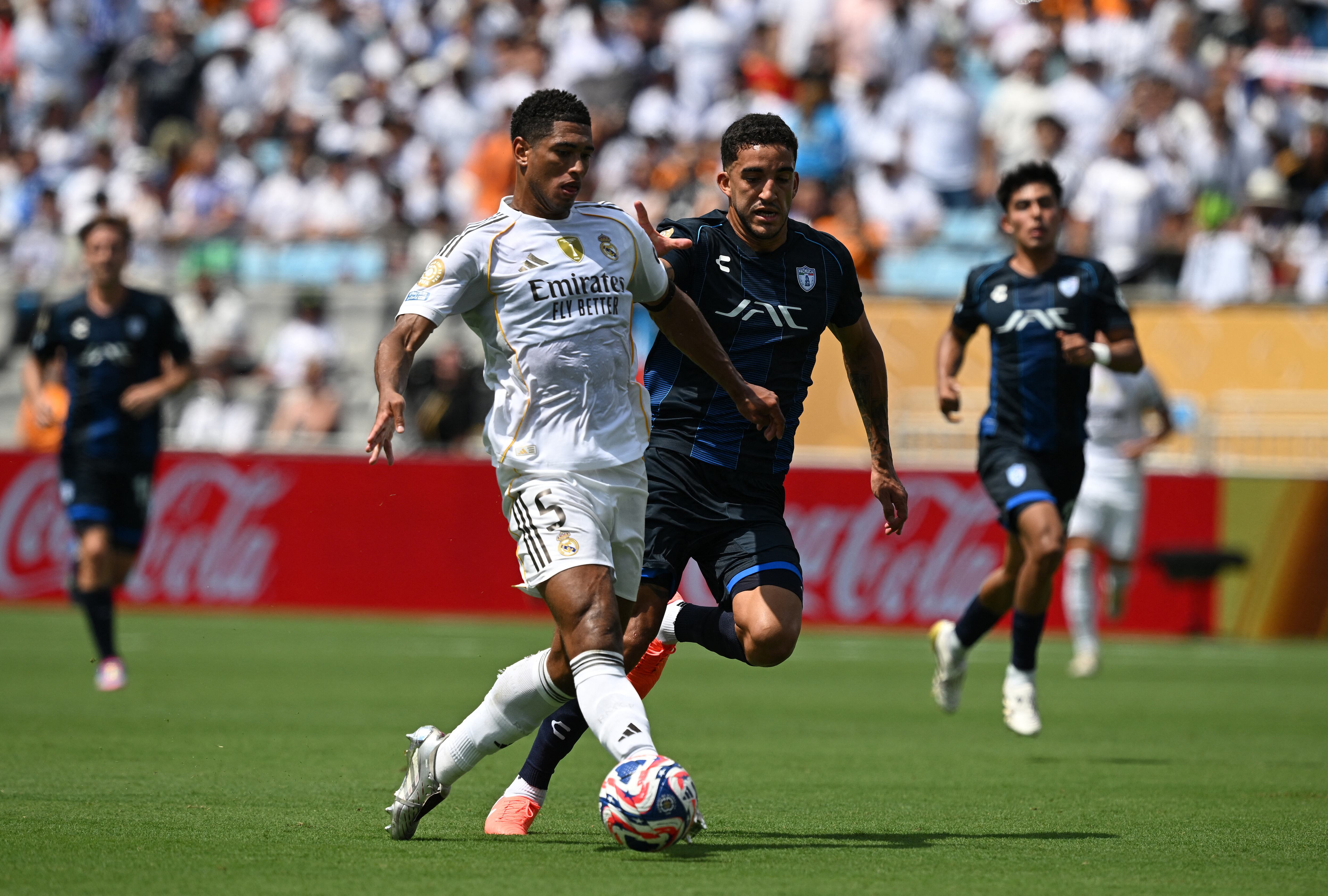 El Real Madrid obtuvo una importante victoria este domingo, al derrotar 3-1 al Pachuca en el Mundial de Clubes. AFP.