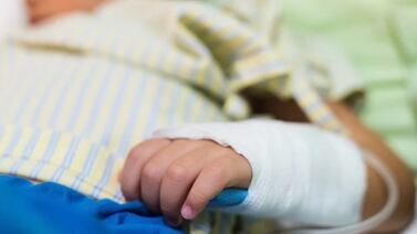 Niño sufre fractura de cráneo y pérdida de cuero cabelludo por ataque de su propio perro