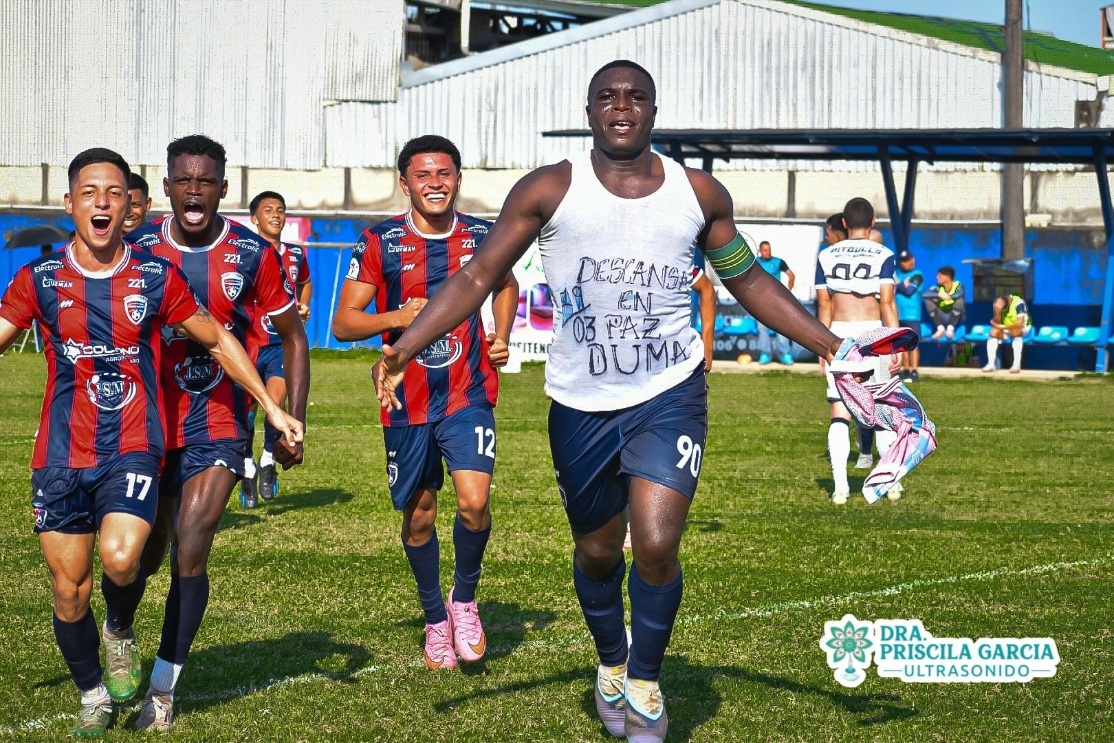 Ferney Mosquera (90) afirma que nunca tuvo la intención de golpear al árbitro, en el partido entre Cariari y Fútbol Consultants.