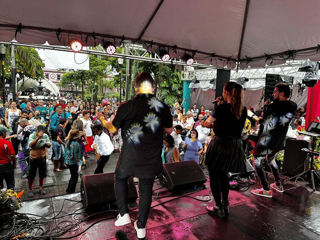 Feria de Microempresas Alajuelense (Cortesía)