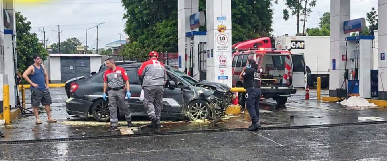 El mortal accidente ocurrió este domingo en Guácimo. Foto Noticias Siquirres Local.