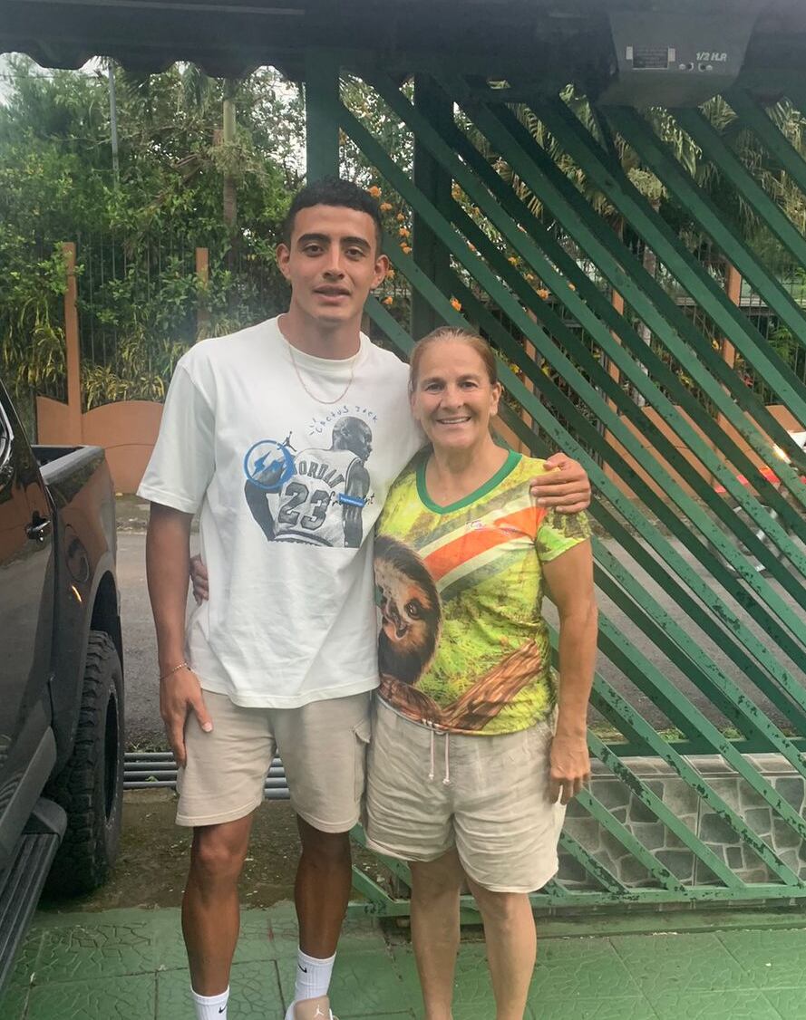 El defensor de la Sele, Daniel Chacón en su etapa escolar. Cortesía Lorena Jiménez.