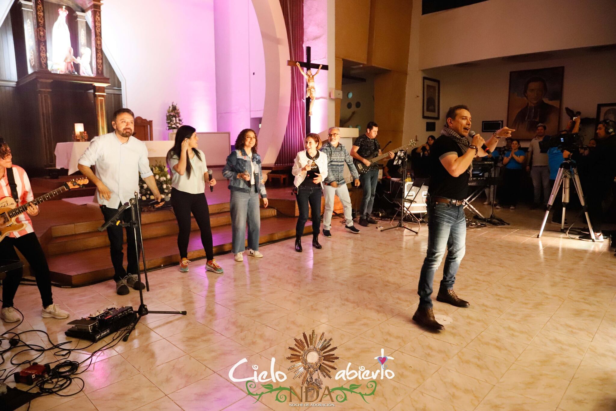 El próximo sábado 4 de marzo, a partir de las seis de la tarde en el Estadio Nacional se realizará un concierto gratuito como parte de las celebraciones que realiza la Conferencia Episcopal del país para recordar que hace 40 años visitó Costa Rica el papa san Juan Pablo II