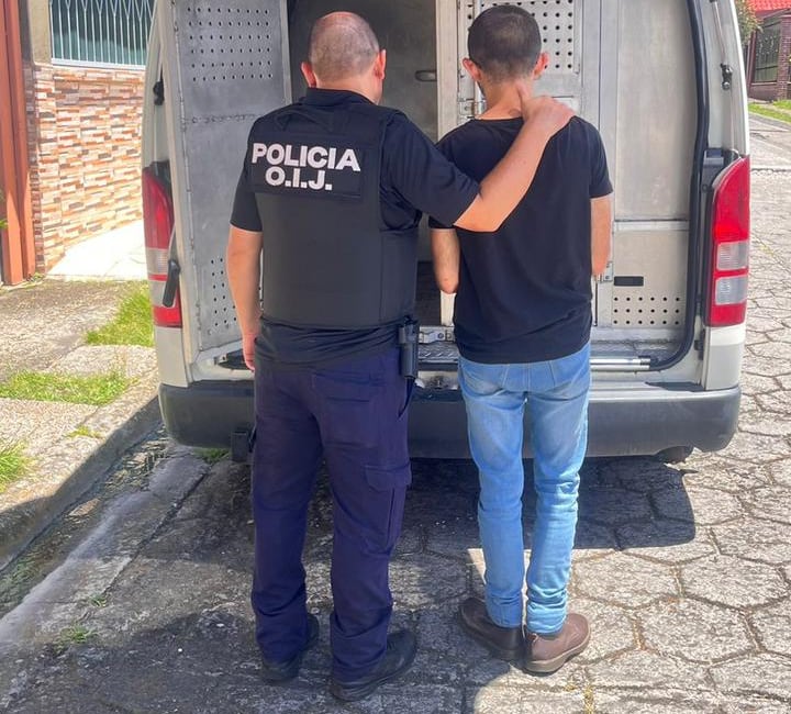 Estudiante fue detenido por tratar de extorsionar universidad