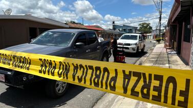 Con la ropa llena de sangre fue como rescataron a los pequeñitos hijos de la joven docente víctima de femicidio