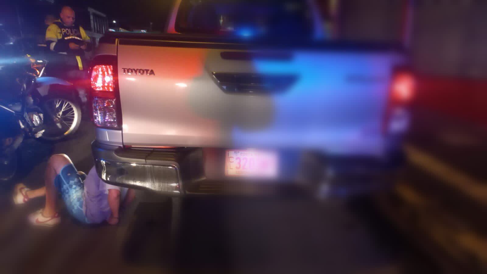 Fuerza Pública recupera tres carros robados de venta de autos en Naranjo. Foto MSP.