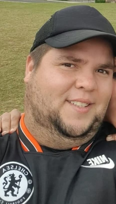 A Víctor Rolando Carmona Cascante, se le vio por última vez en playa Biesanz, en Manuel Antonio, Quepos. Él andaba en una microbús, si lo ve llame al 800 8000 645. Foto: OIJ