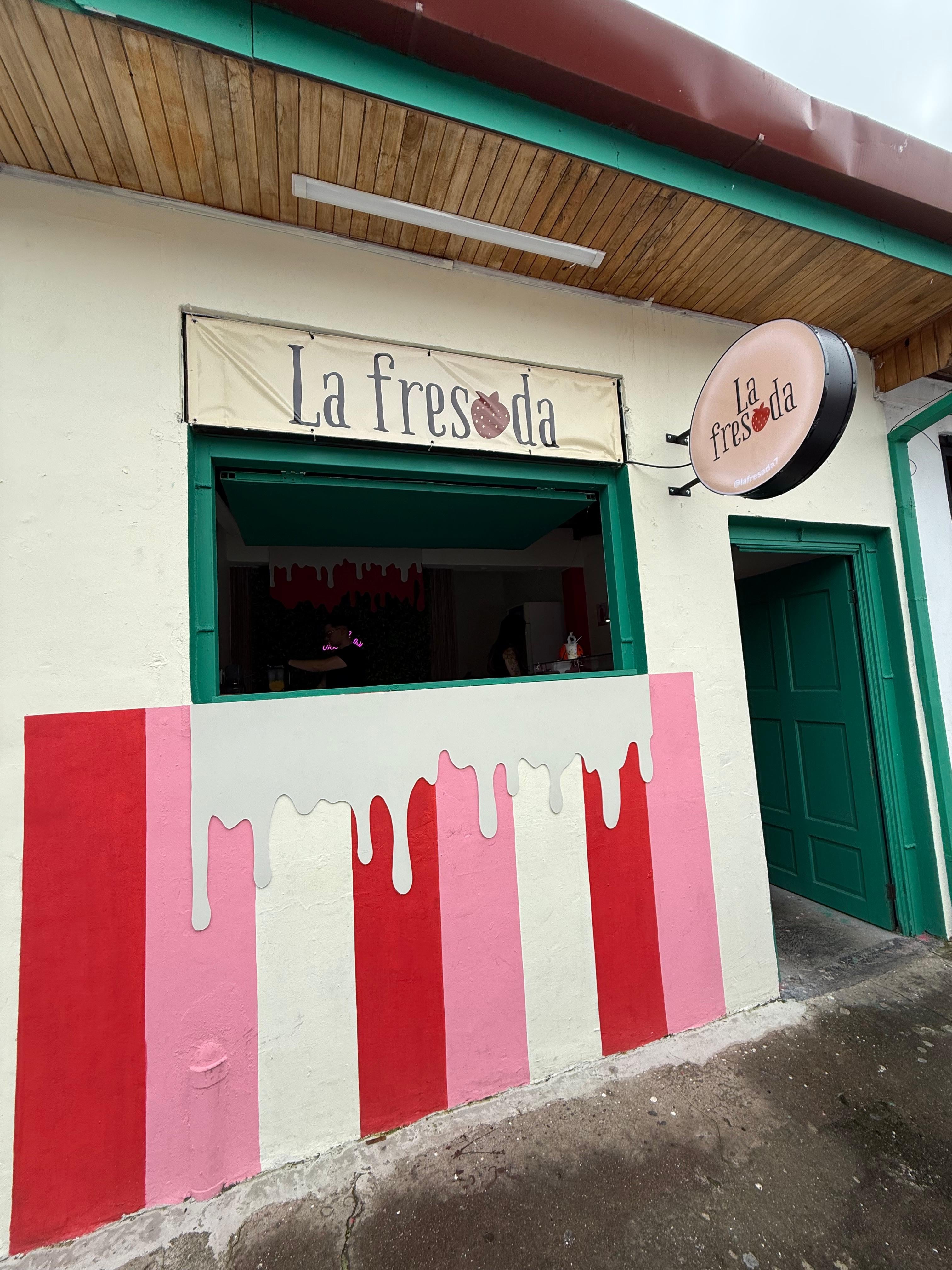 La Fresada de Barva enloquece con sus fresas y cuatro sabores de crema.