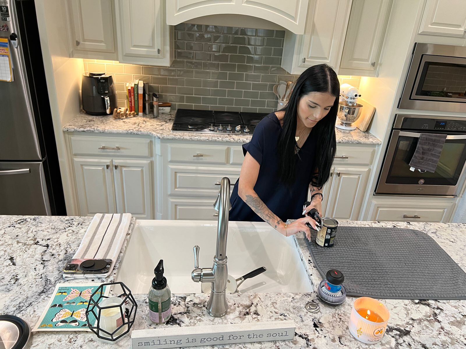 Nicole "Coco" Roper desde la intimidad de su casa en Texas, Estados Unidos, en entrevista con La Teja