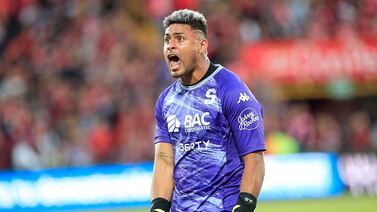 Kevin Chamorro en problemas, ¿debe Vladimir Quesada sentarlo? Exporteros de Saprissa responden