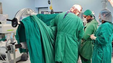 Hospital de la Caja inaugura con éxito cirugía en paciente de 86 años