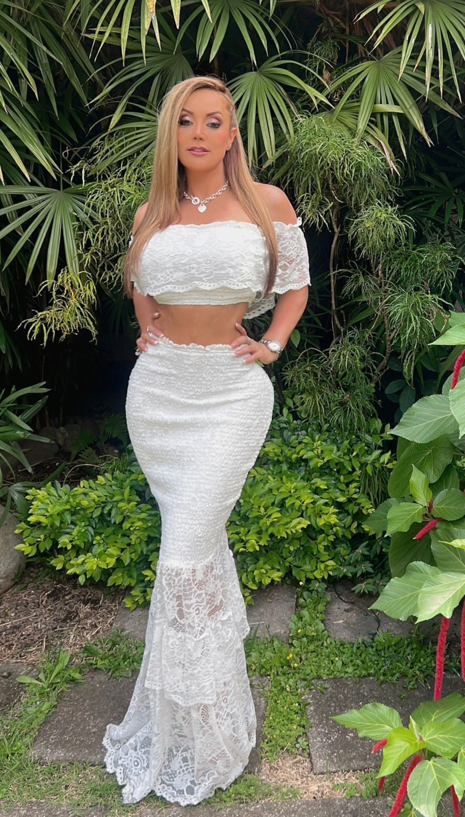 Modelo Karen Brenes.
