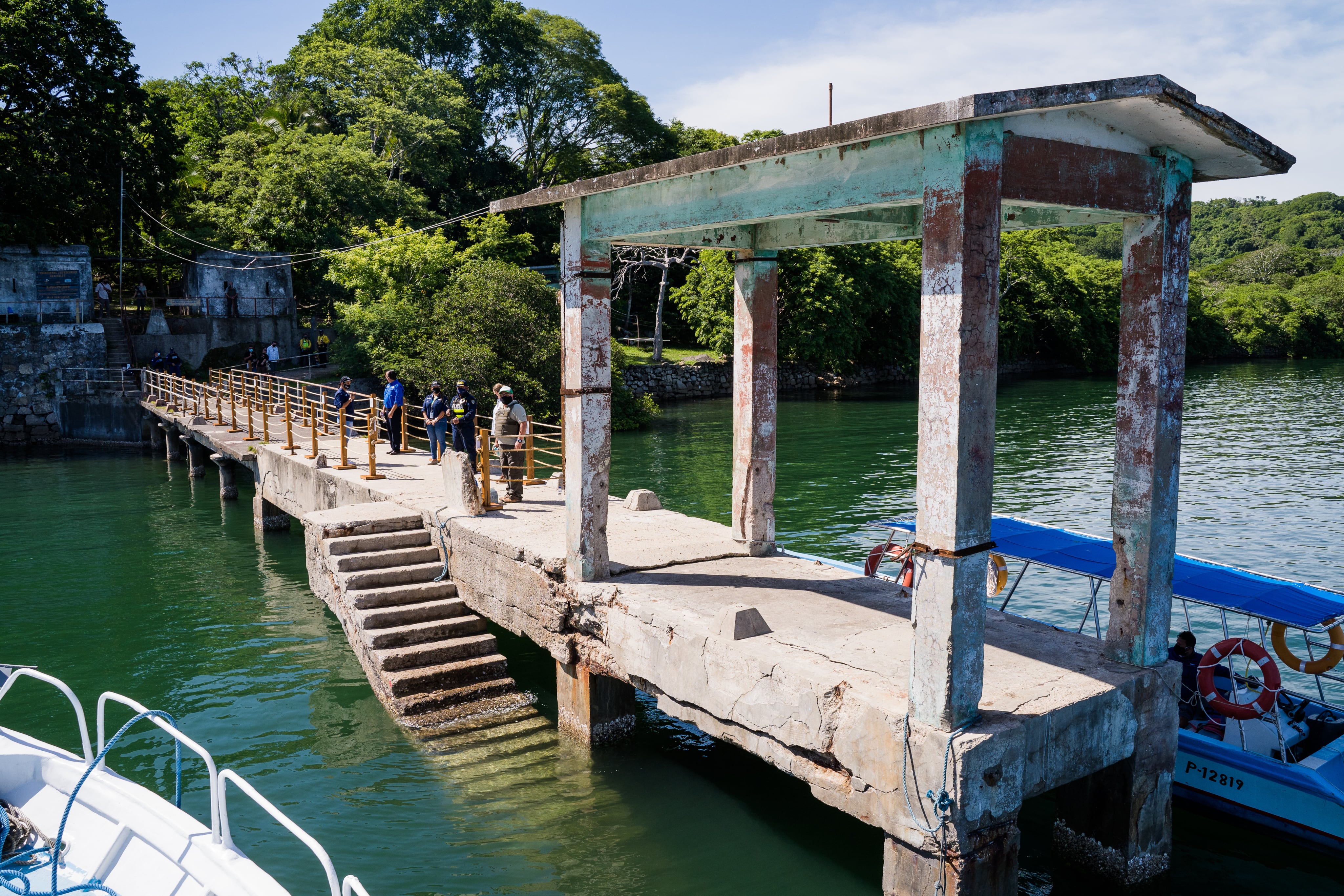 Ya se puede visitar turísticamente la Isla de San Lucas, la cual mezcla una de las naturalezas más hermosas de todo el país y uno de los capítulos más horrorosos de nuestra historia, porque ahí estuvo, por más de 100 años, la cárcel tica más inhumana. José León Sánchez, escritor, estuvo preso ahí