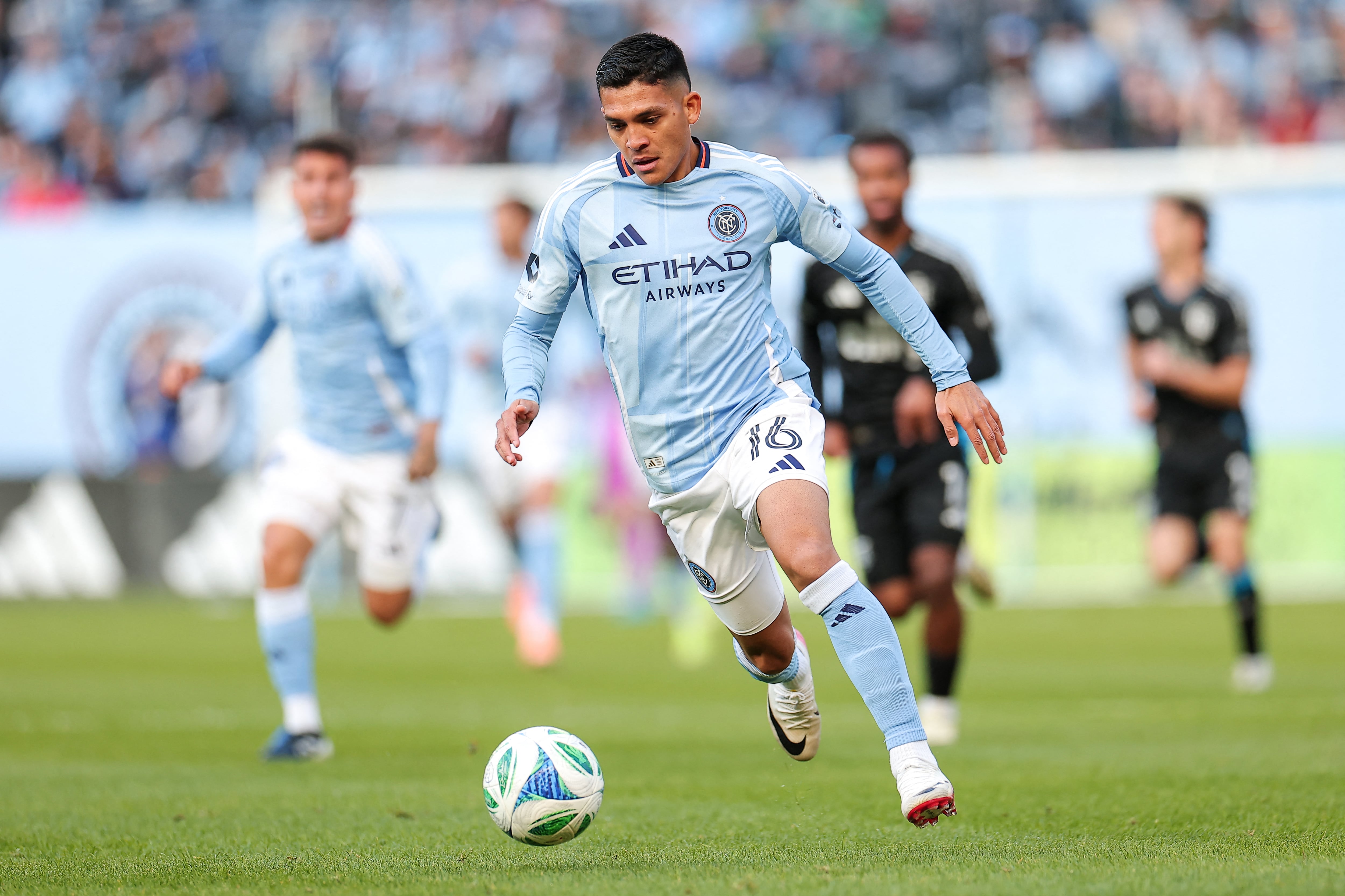 Alonso Martínez en el partido entre New York City FC y Charlotte FC en el Yankee Stadium.