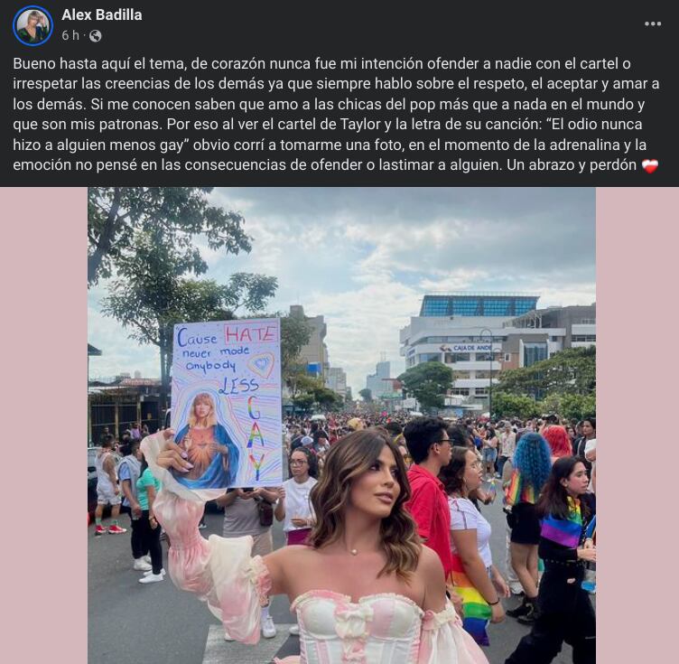 Alex Badilla en la marcha de la diversidad