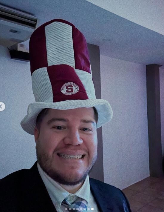 Juan Gabriel Porras, La Gradería