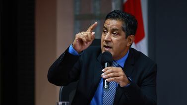 A Nogui Acosta le dejan claro que cada empleado público debe pagar de su bolsillo las tortas que se jale