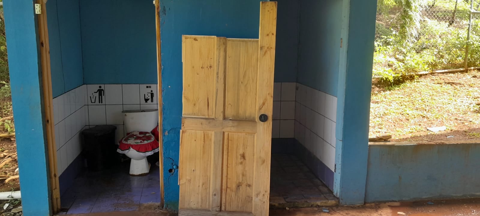 सरडे बीच शाळा