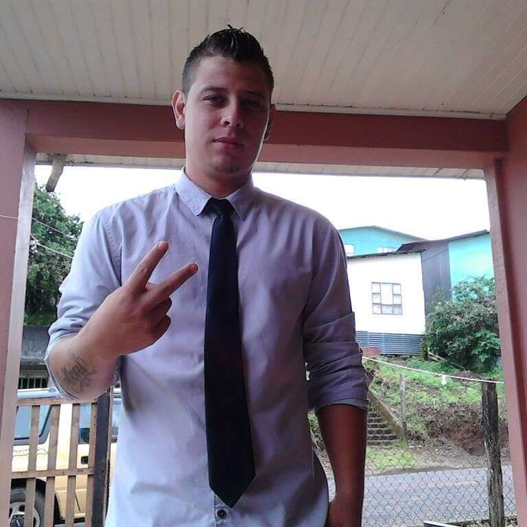 Jairo Anthonny Zúñiga Vargas, de 33 años, murió al recibir dos puñaladas en la casa de su novia en barrio San Martín de ciudad Quesada. Foto: Cortesía Carlos Zúñiga para La Teja