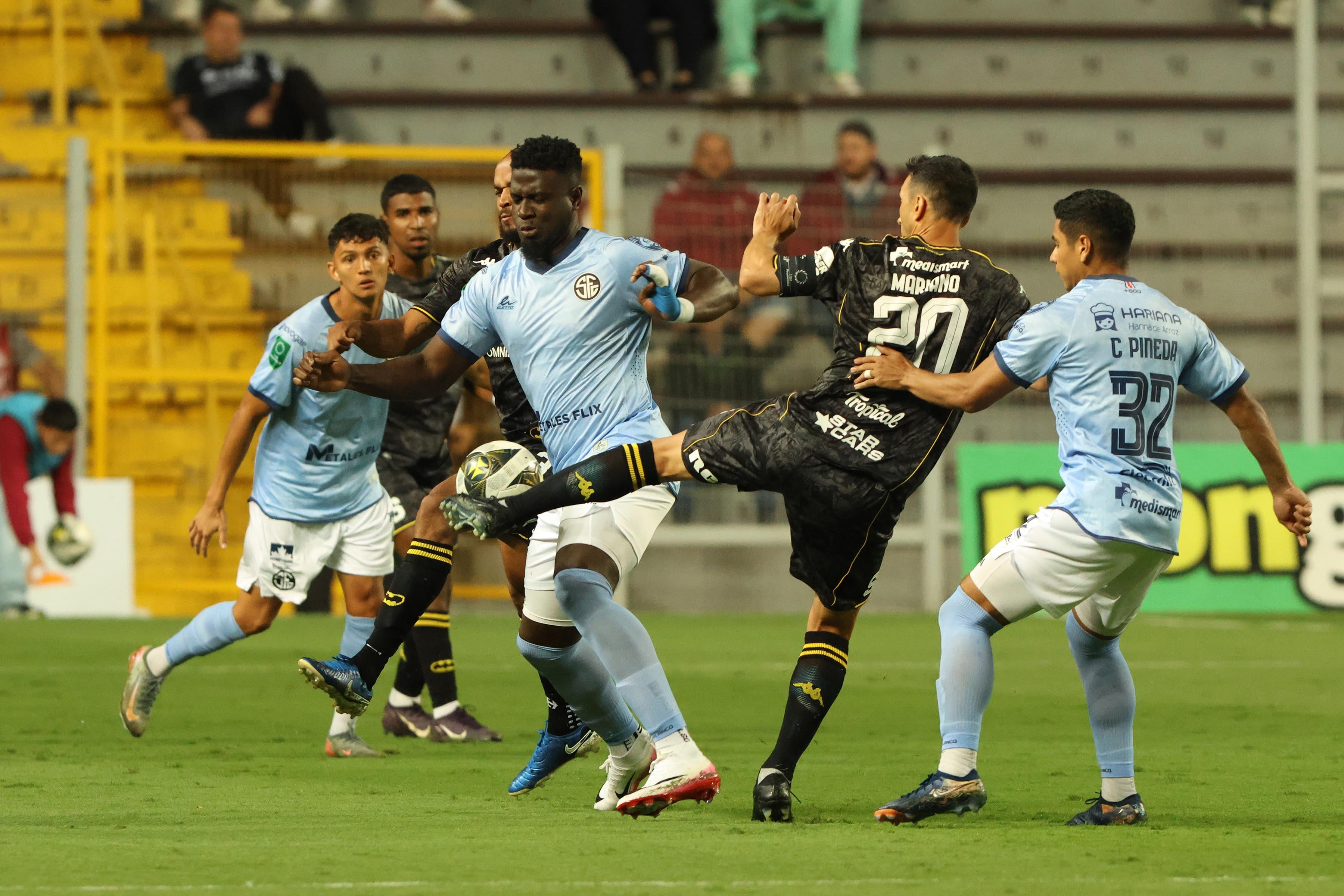 Saprissa vs Sporting FC / Foto Mayela López