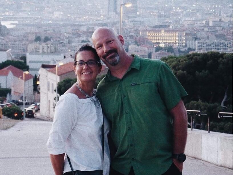 Estadounidenses que fallecieron en choque entre buseta y tráiler en La Cruz, Guanacaste. Foto tomada de Facebook.