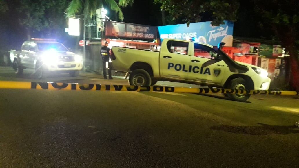Dueño de minisúper en Playas del Coco mata a dos supuestos asaltantes. Foto cortesía.