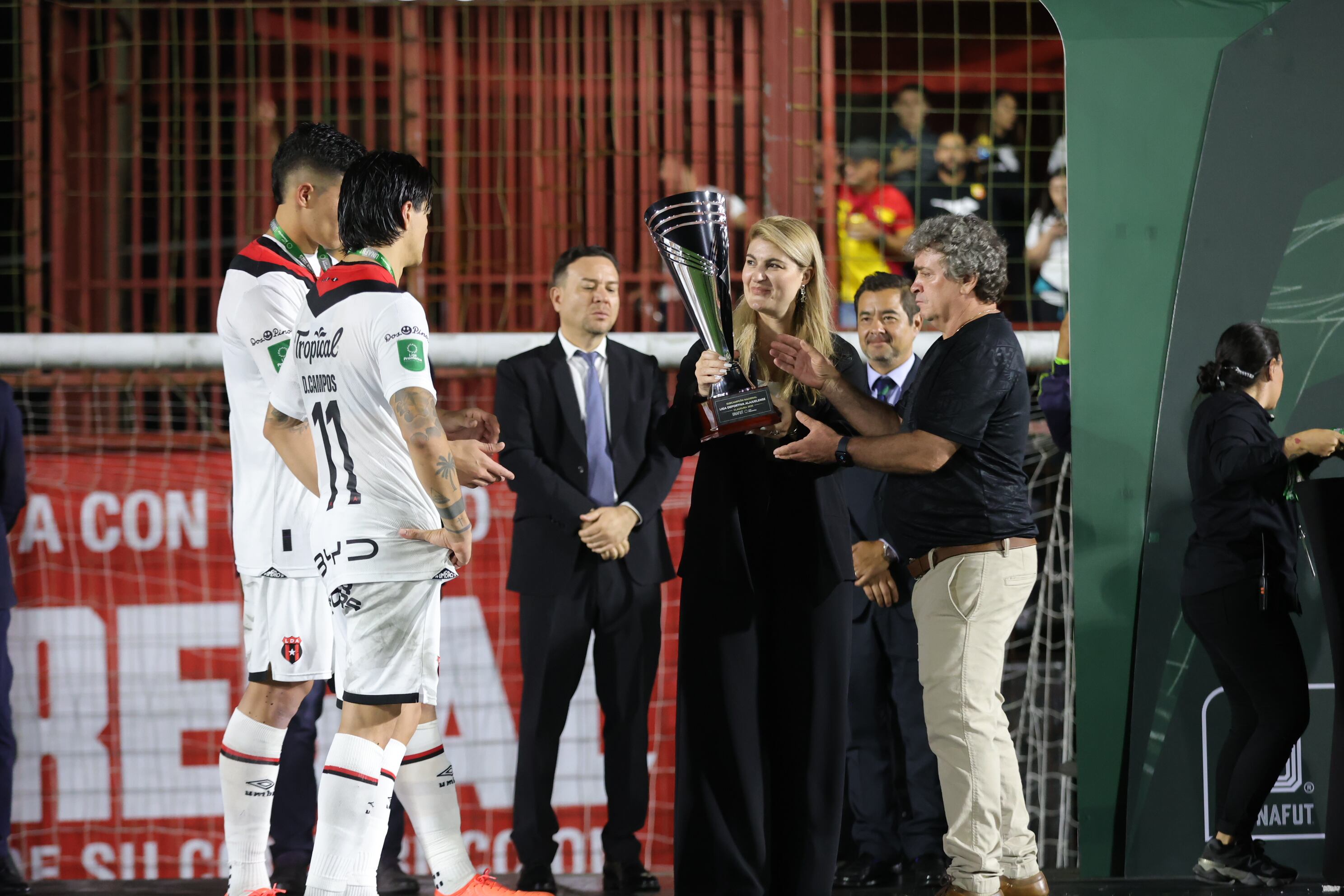 28/05/2025/ Juego entre Club Sport Herediano vs Liga Deportiva Alajuelense por el partido de vuelta de la gran final el torneo Clausura de la Liga Promerica en el estadio Carlos Alvarado / foto John Durán