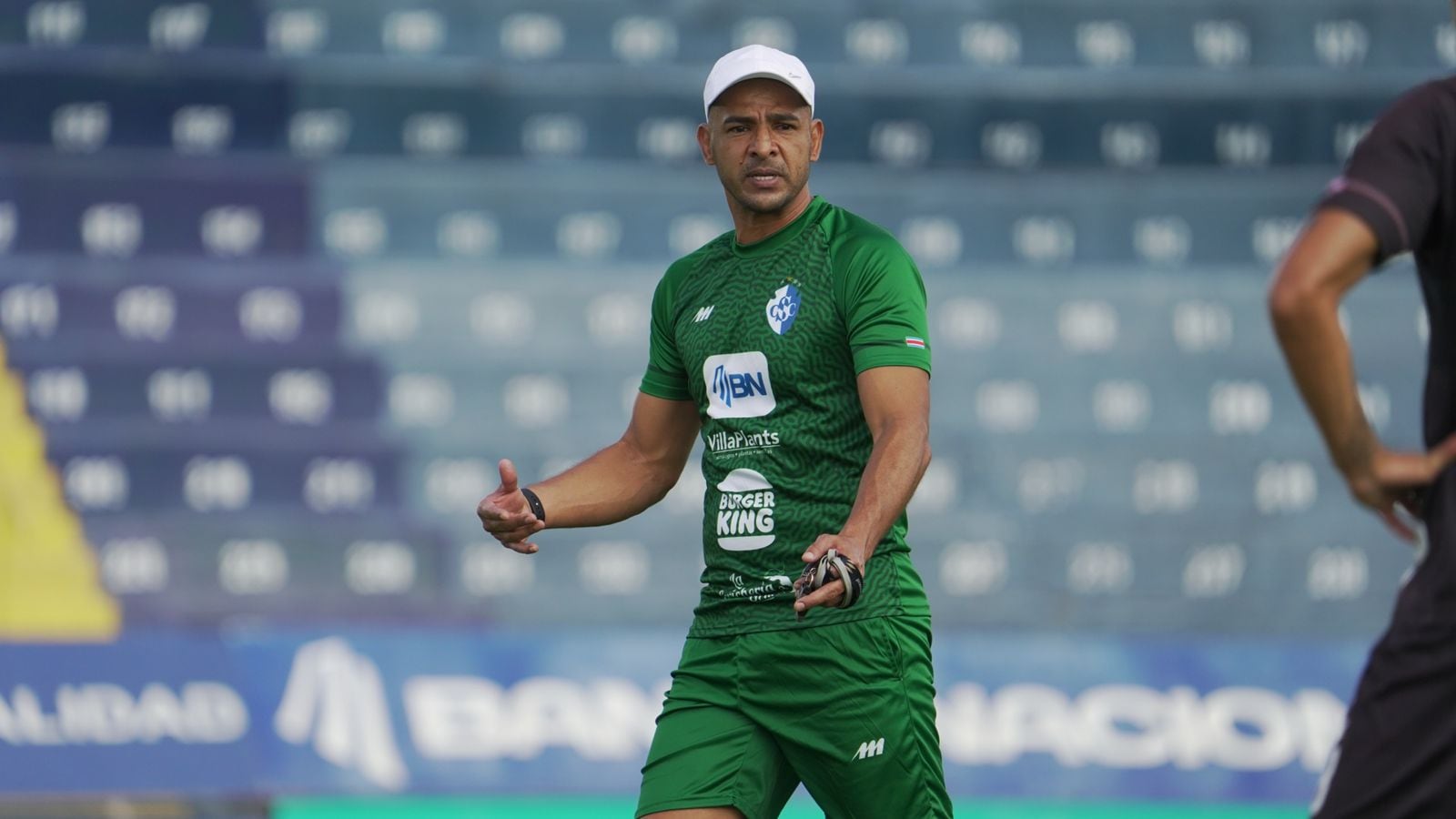 Michael Umaña se integró de lleno a la pretemporada del Cartaginés. Umaña llega a aportar con su experiencia.