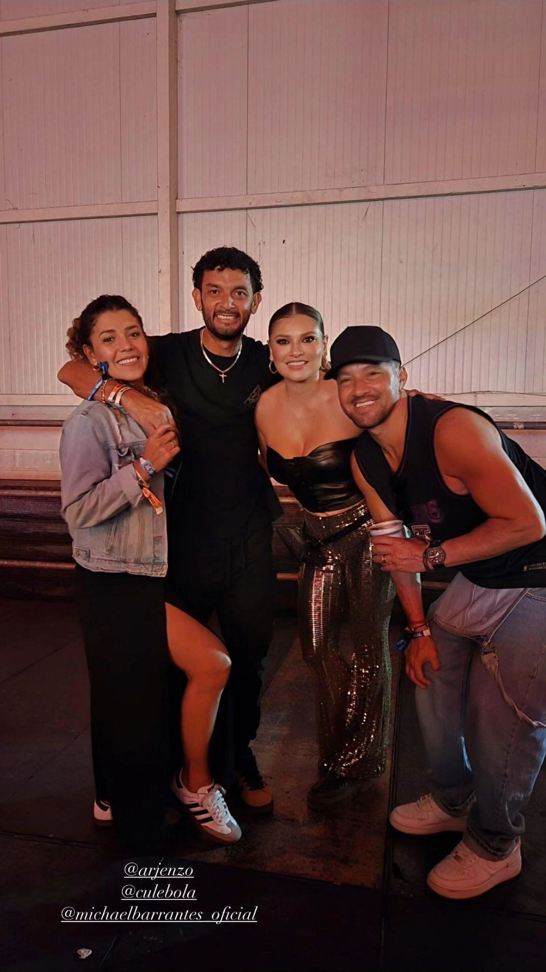 Christian Bolaños la pasó muy bien en el Picnic, con su esposa Jazmín. Además lo acompañó Michael Barrantes y su esposa Andrea Apú. Instagram Christian Bolaños.