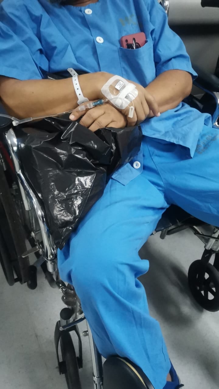 Músico Carloz Cruz está internado de nuevo en el hospital Calderón Guardia