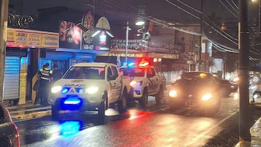 Terror en Alajuela centro: gatillero desató el caos al disparar desde una acera hacia el interior de un negocio