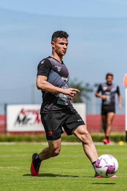 Ian Smith, lateral derecho, Alajuelense