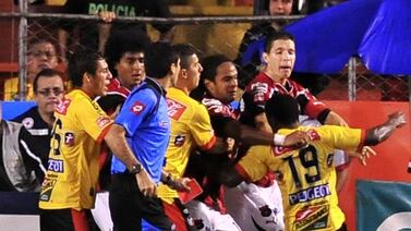 Exjugador del Herediano recordó el famoso partido del abandono de Alajuelense: “Nos tuvieron miedo”