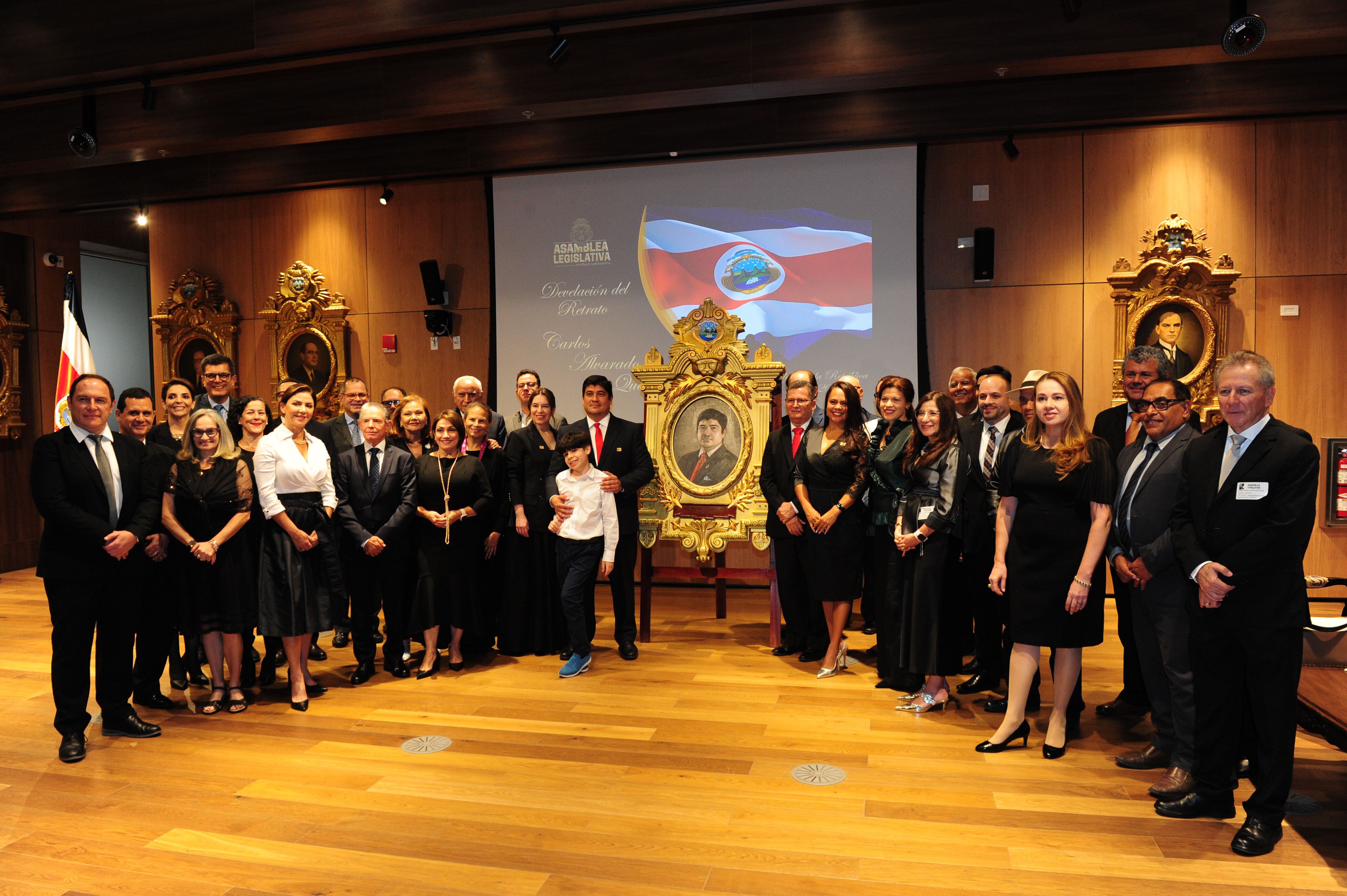 develación del retrato del expresidente Carlos Alvarado Quesada.