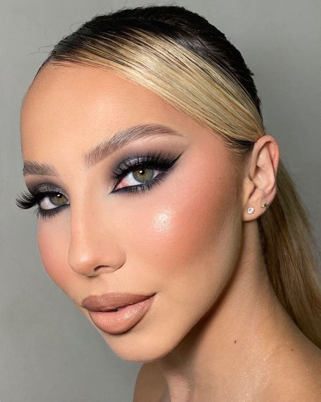 Laura Ortega y su hermana Daniela Ortega