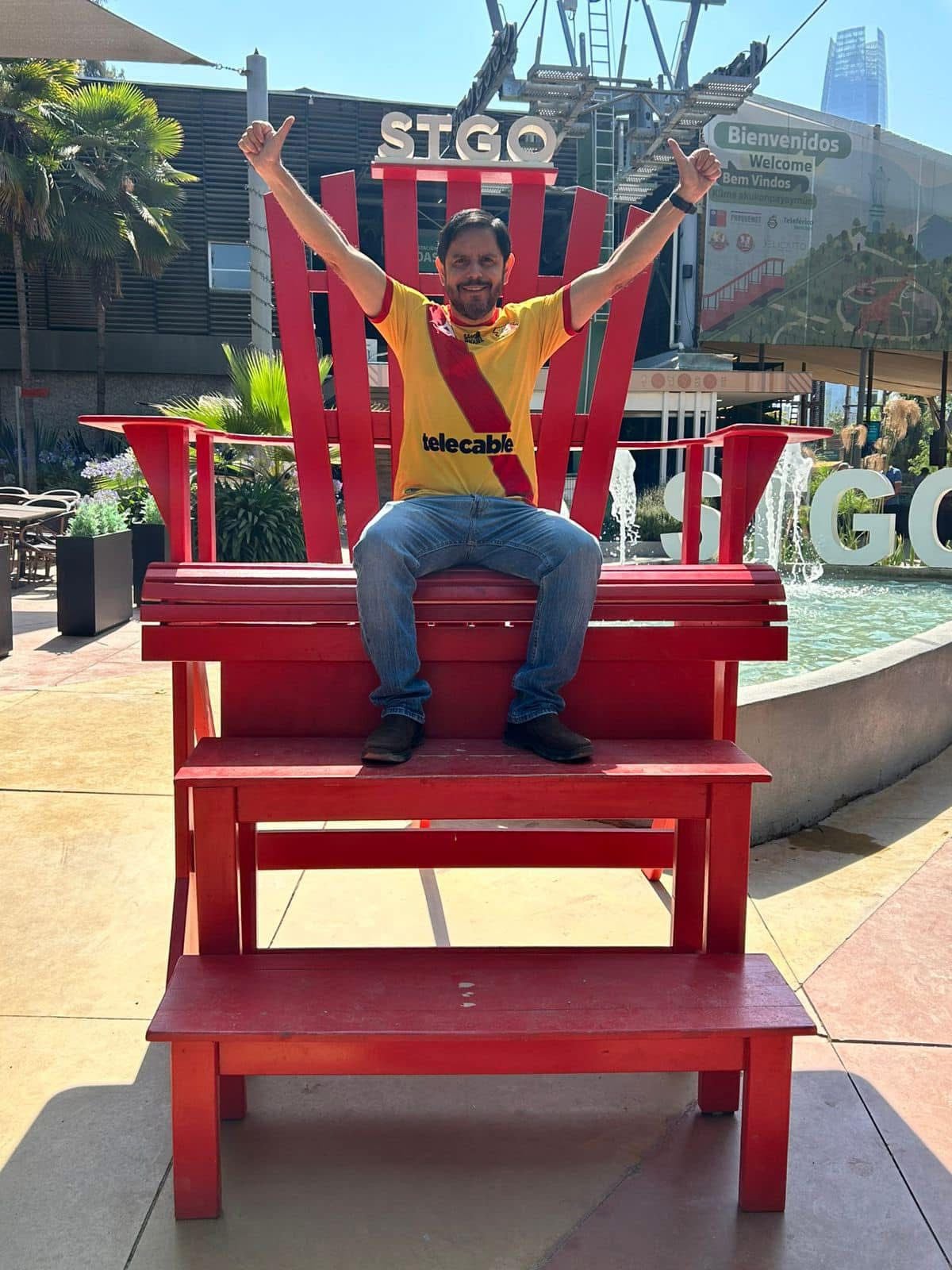 Festejo de los aficionados del Herediano tras ganar el título número 30