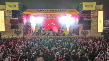 Así calienta la tarima de conciertos en Zapote