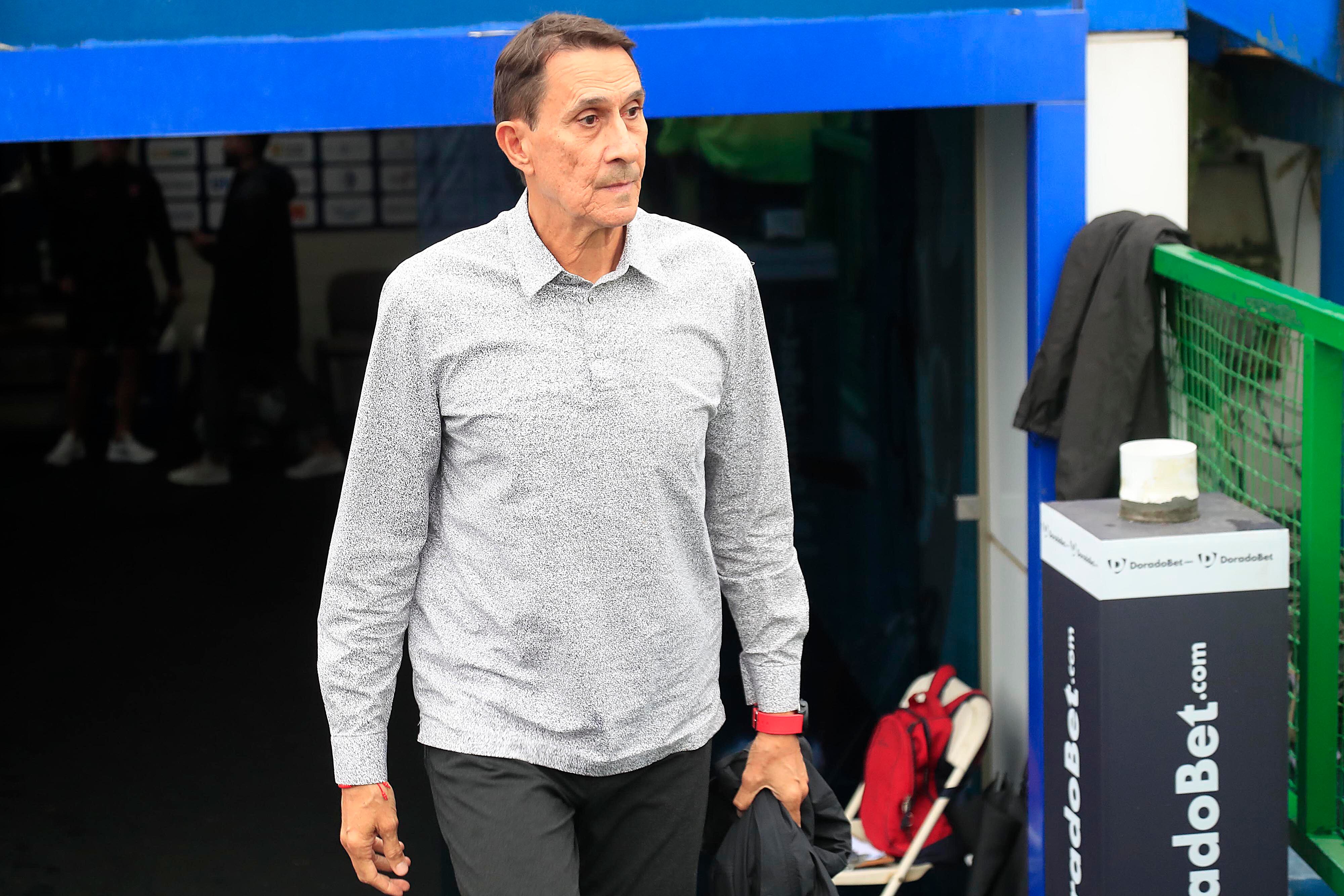 06/04/2024 Estadio Fello Meza, Cartago. El Club Sport Cartaginés recibió a la Liga Deportiva Alajuelense, en partido de la jornada 16, Torneo de Clausura, Copa Promérica 2024. Alexandre Guimaraes, director técnico de Alajuelense. Foto: Rafael Pacheco Granados