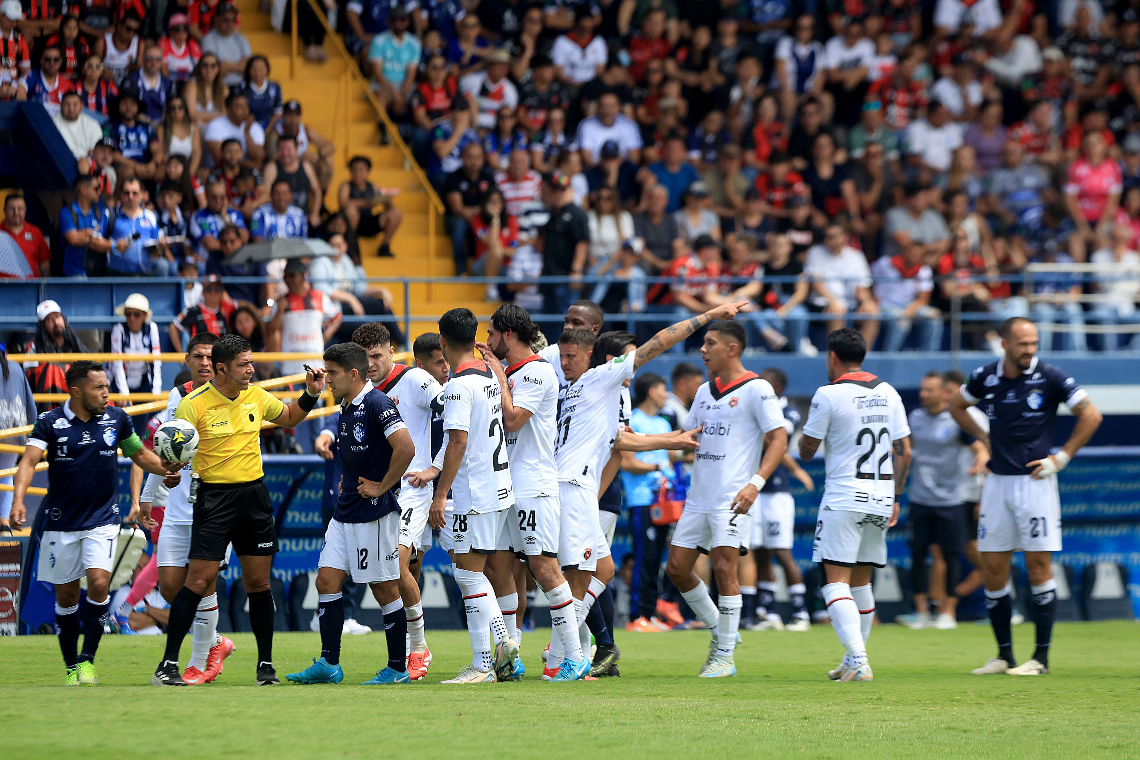 Alajuelense vs. Cartaginés