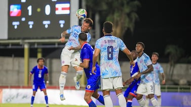 Costa Rica firma otro ridículo al caer 2-0 contra Haití y roza la catástrofe