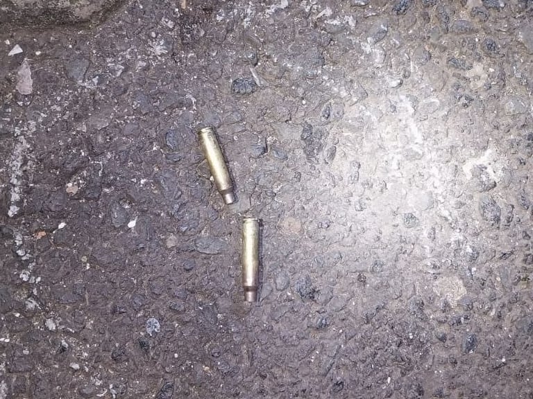 Al parecer, en la balacera se usó un arma de grueso calibre. Foto cortesía.