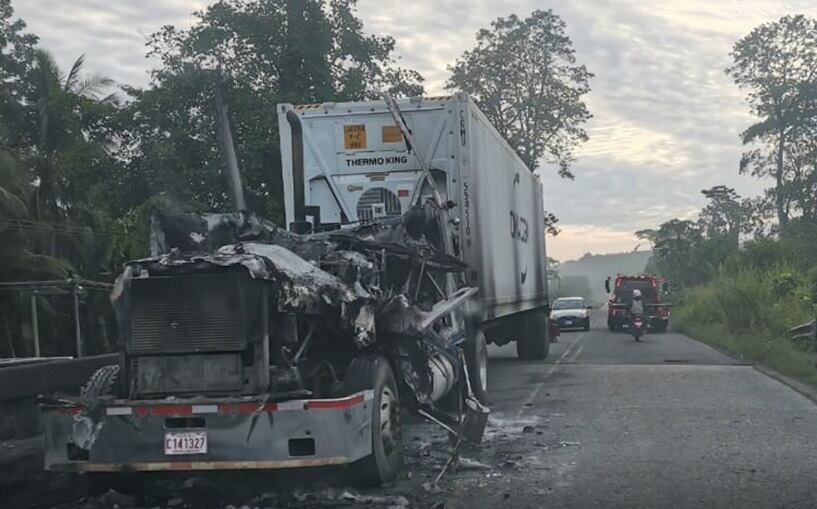 Enfrentamientos en manifestaciones dejan 22 policías heridos y 17 detenidos. Fotos MSP.