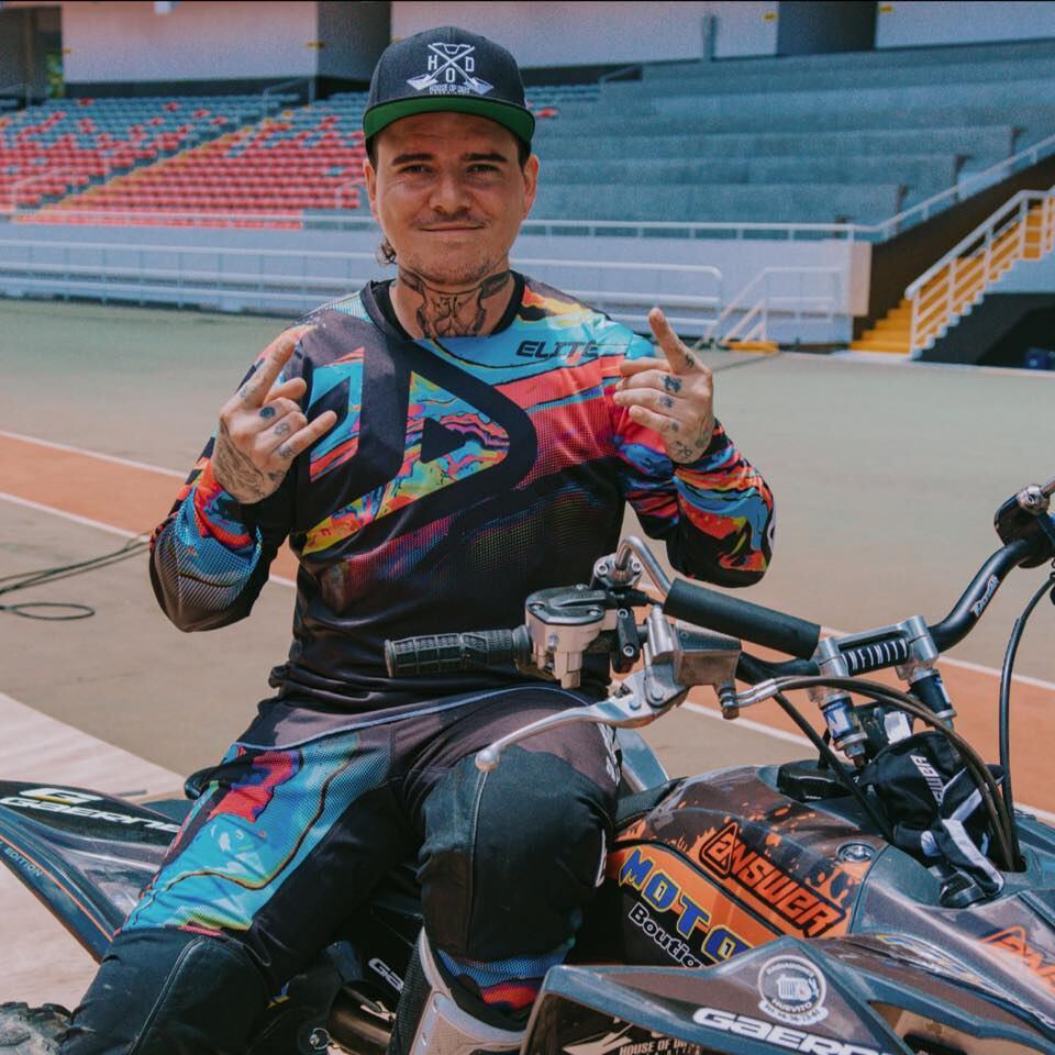 Además de ser piloto profesional de cuadraciclo, Marco Hernández también se ha vinculado en la producción de eventos de 'freestyle' en Costa Rica y fuera de nuestras fronteras.